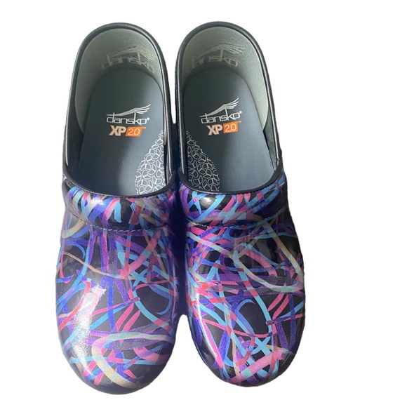 Dansko New Women's XP 2.0 Clogs Ribbon Patent size 38 - Picture 2 of 12